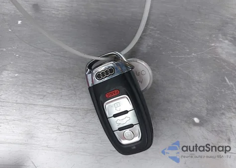 2013 Audi A4 2.0T Premium z USA, uszkodzony, nr VIN WAUDFAFL9DA195598